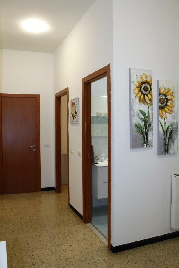 Ferienwohnung Down Town Cesar La Spezia Exterior foto