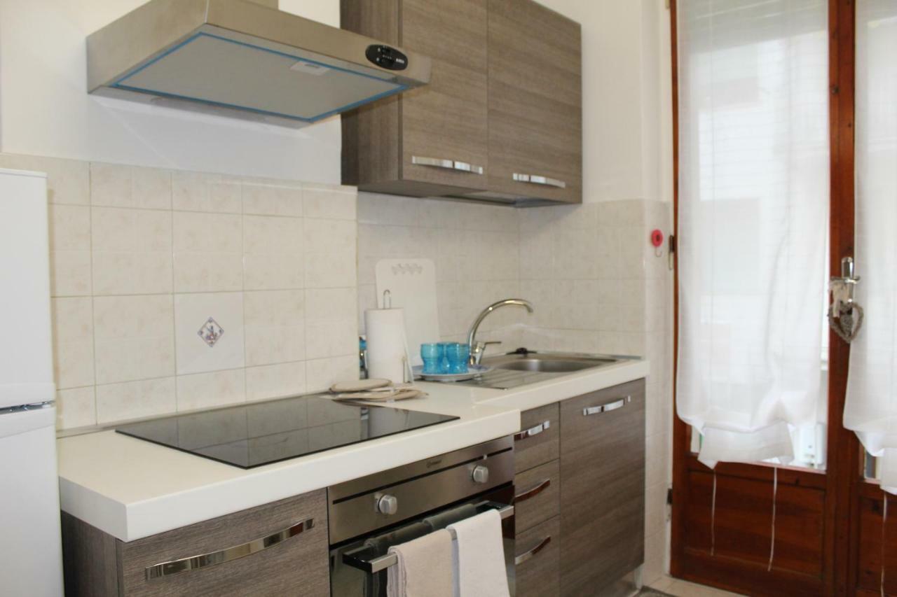Ferienwohnung Down Town Cesar La Spezia Exterior foto
