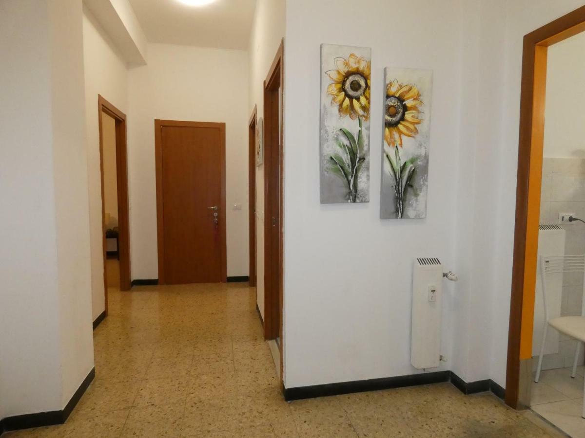 Ferienwohnung Down Town Cesar La Spezia Exterior foto