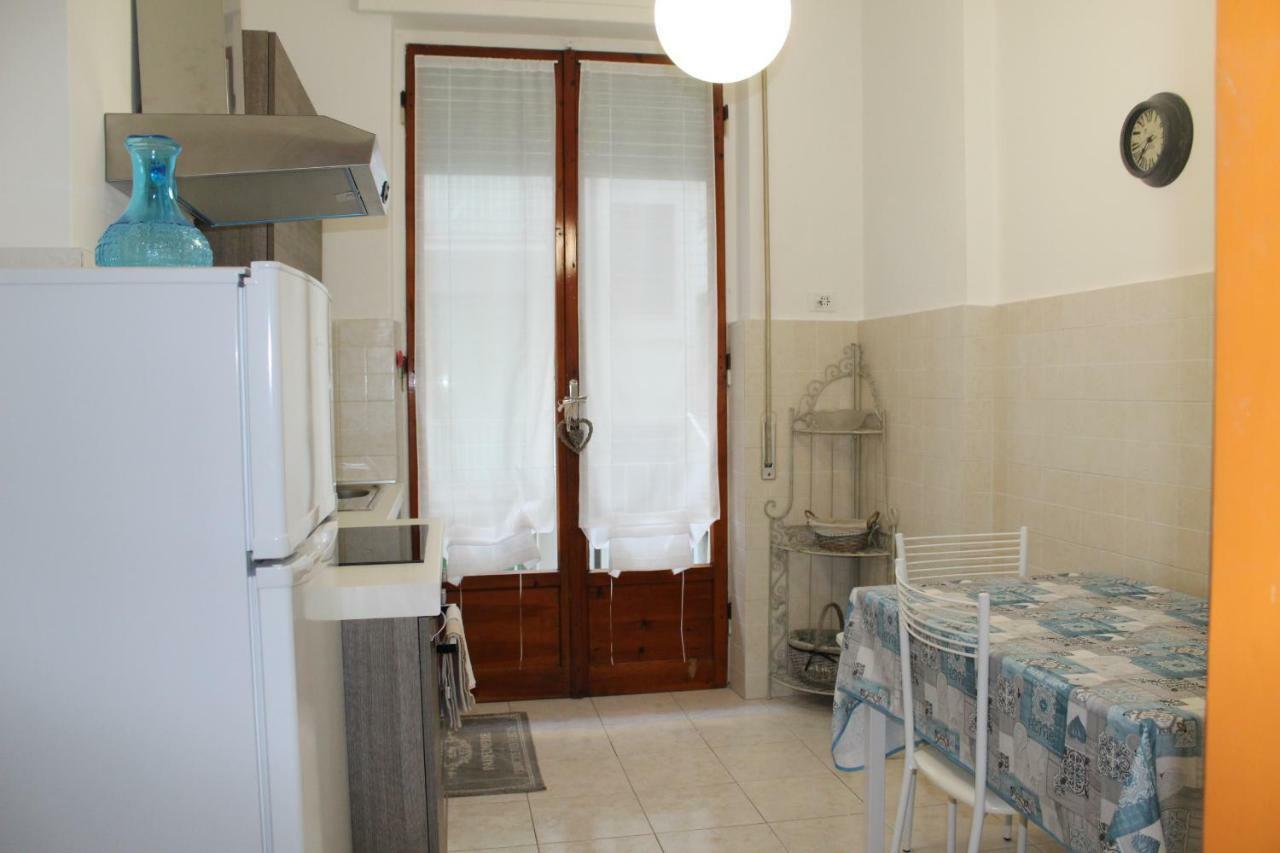 Ferienwohnung Down Town Cesar La Spezia Exterior foto
