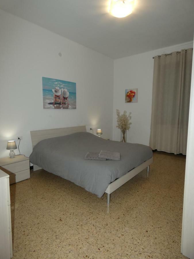 Ferienwohnung Down Town Cesar La Spezia Exterior foto
